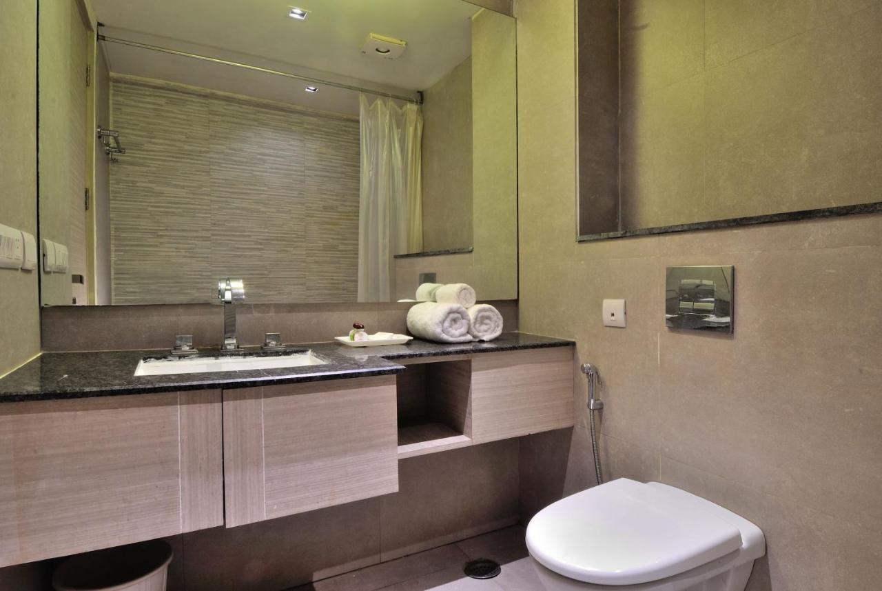 Hotel Royal Grand - Opposite Axis Bank East Patel Nagar Ню Делхи Екстериор снимка